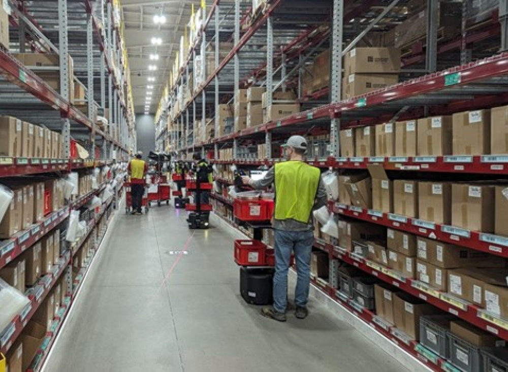 Hypertherm Associates Partners with Rapyuta Robotics for Cutting-Edge Autonomous Mobile Robots