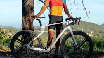 World’s First Custom 3d-Printed Unibody Carbon Fiber E-Bicycle