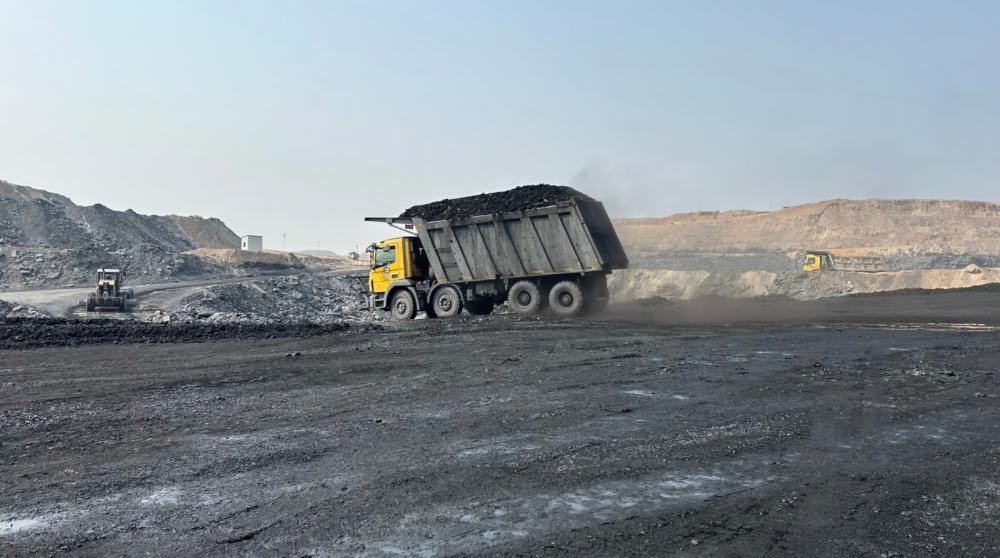 BharatBenz Unveils Torqshift Tipper Range with 12-Speed AMT, Bags Major Mining Order